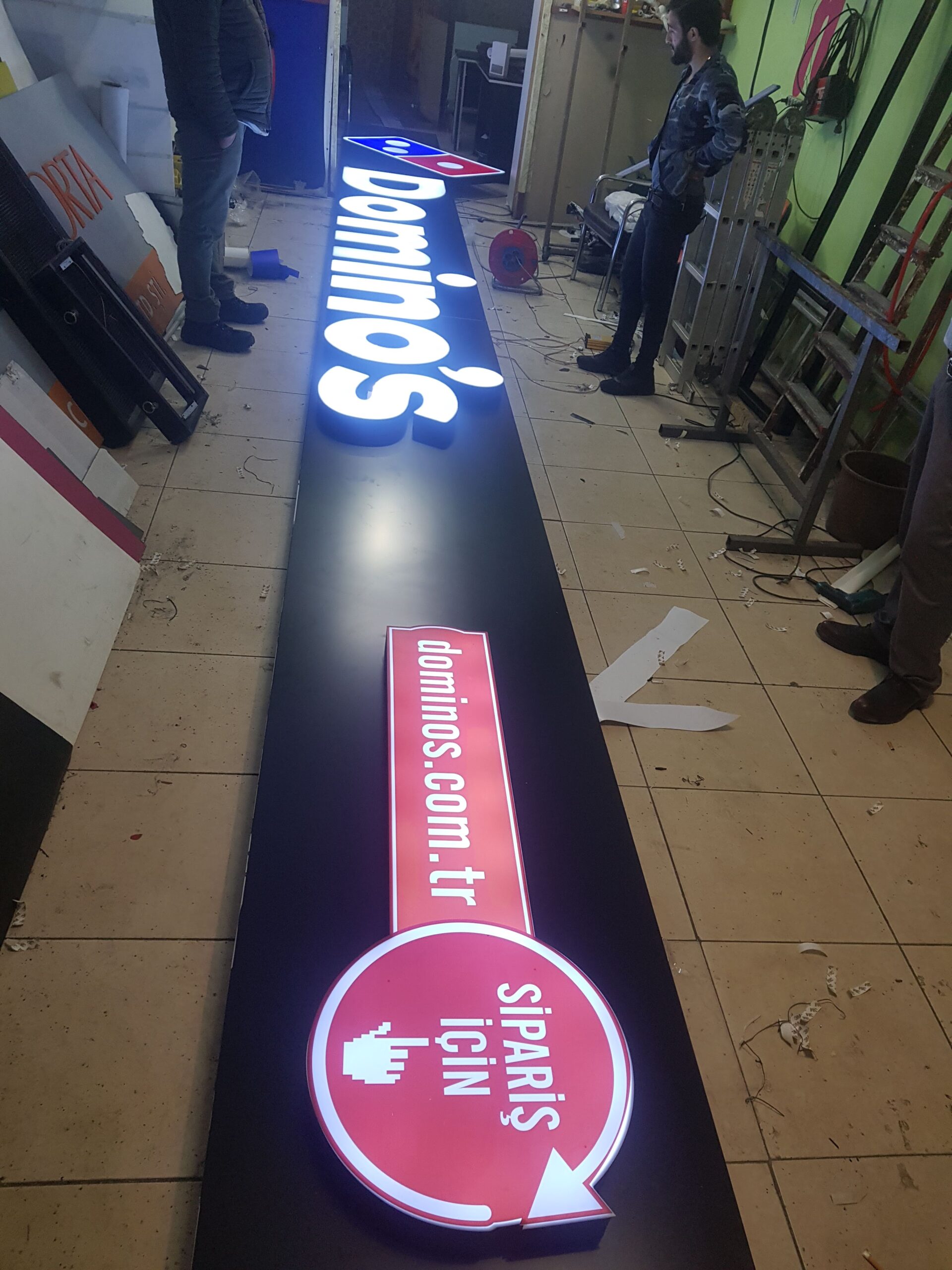 Domino’s Pizza Tabelası • TABELAVİZYON Tabela ve Reklam Hizmetleri